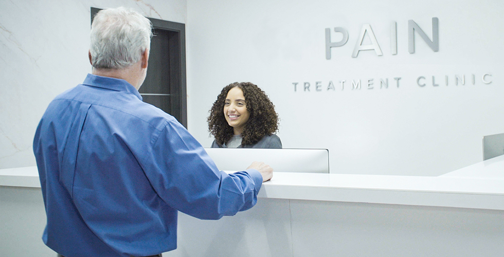 Patient at the reception desk – Tablet view